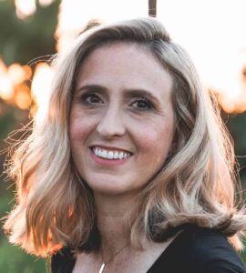 edward-cisneros-_H6wpor9mjs-unsplash